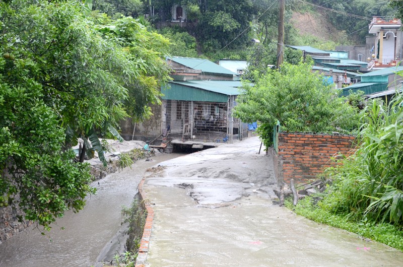 Gong minh cuu mo than Mong Duong trong lu-Hinh-8